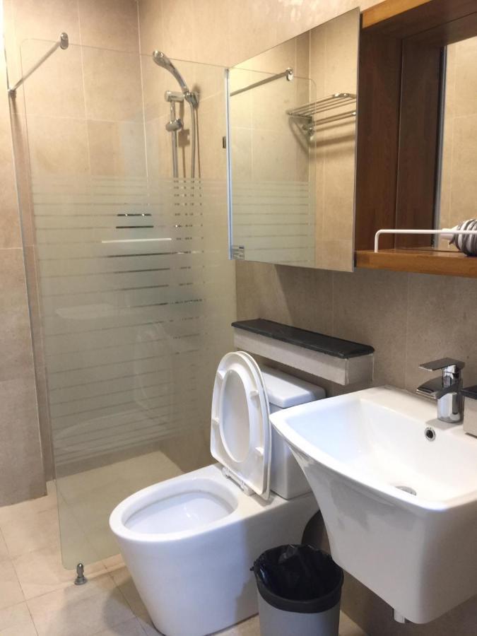 On Hotel Friendship 安吉利斯 外观 照片